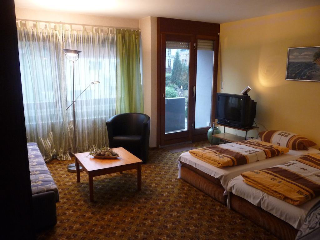 Hotel-Garni-Sonnenlay Bernkastel-Kues Cameră foto