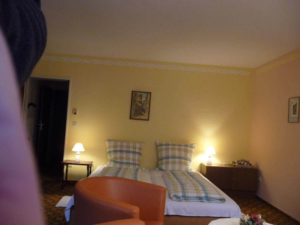 Hotel-Garni-Sonnenlay Bernkastel-Kues Cameră foto